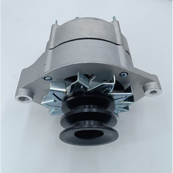 دینام ولوو ۸۰ آمپر ۲۴ ولت